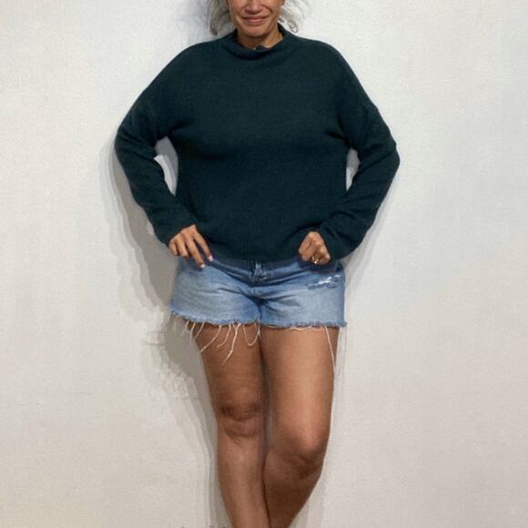 Urban Outfitters Silence + Noise Green Funnel Neck Oversized Sweater Sz M - Picture 1 of 11